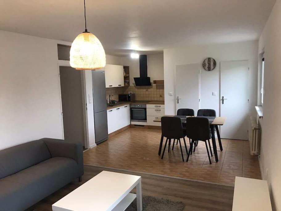 Apartman Gbely Lägenhet Skalica Exteriör bild